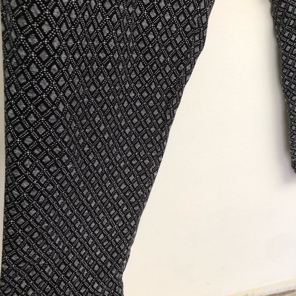 H&M High Waisted Paperbag Pants - Picture 10 of 12